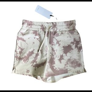 Varley Glade Taupe Tie Dye Shorts Women New with Tags Medium